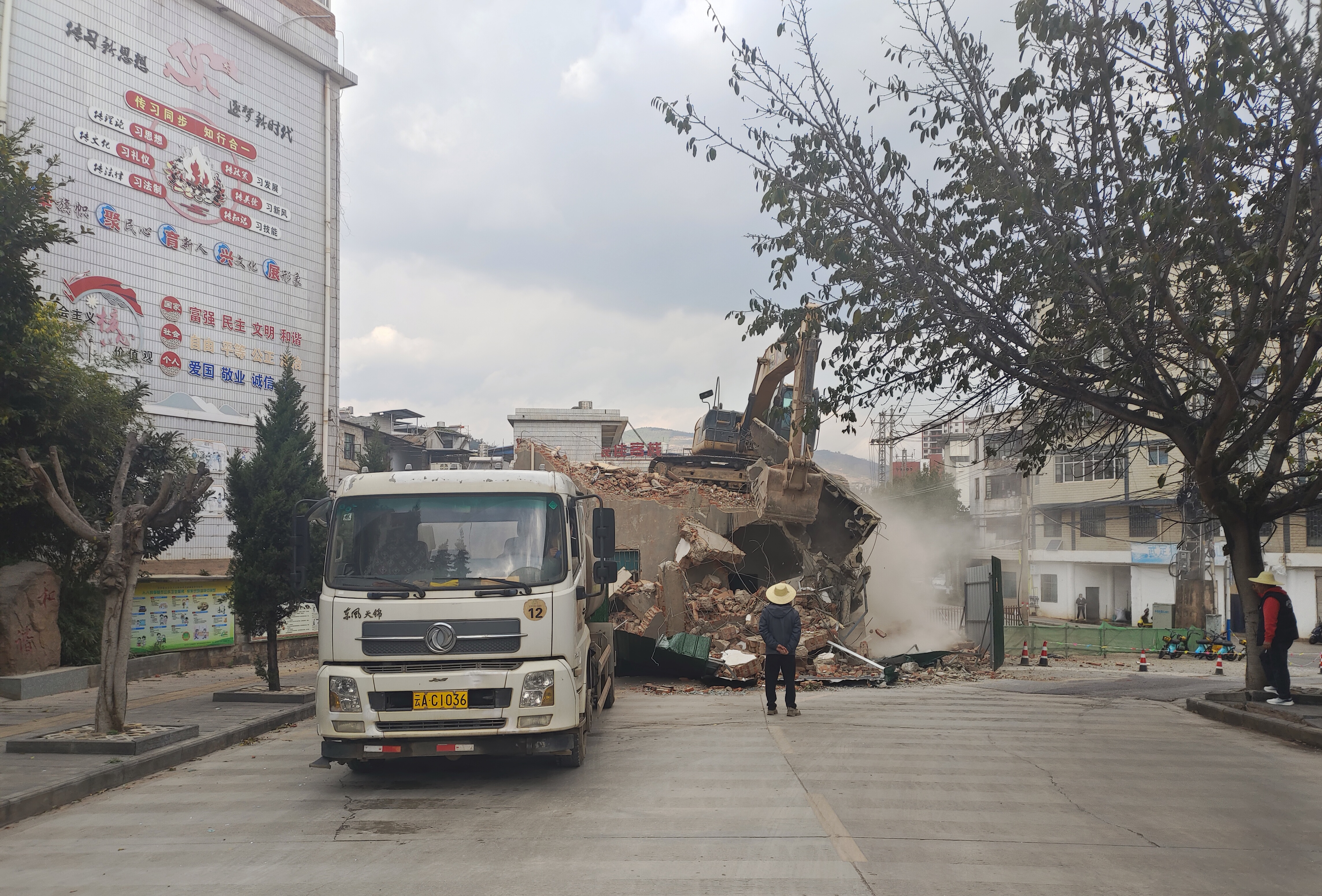 微信图片_202505201856301.jpg 微信图片_202505201856301.jpg