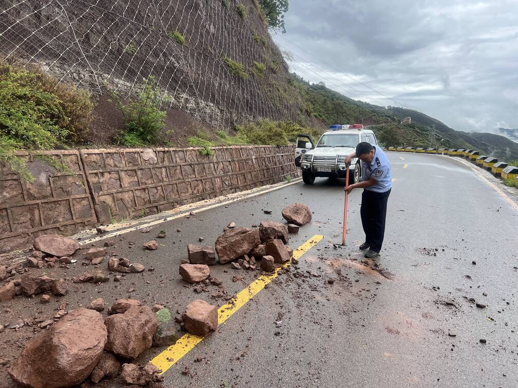 白路3.jpg 白路3.jpg