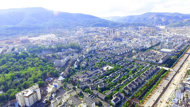 武定新城一角。郭晓文 摄.jpg 武定新城一角。郭晓文 摄.jpg